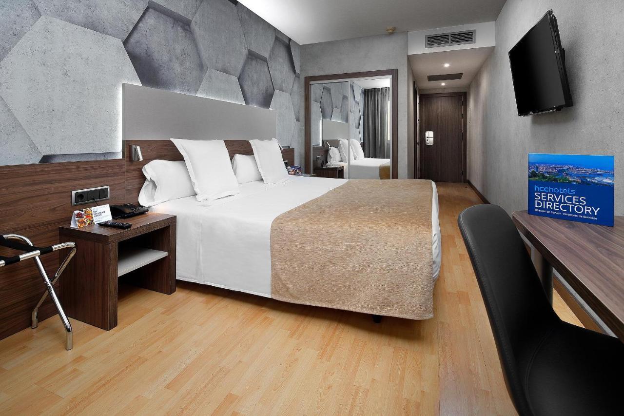 Hotel Hcc Montblanc Barcellona Esterno foto