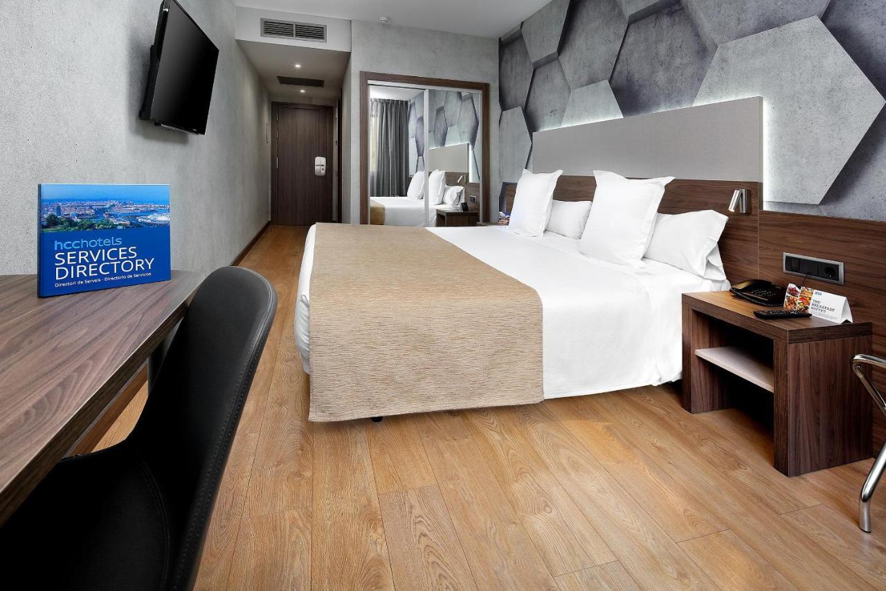 Hotel Hcc Montblanc Barcellona Esterno foto