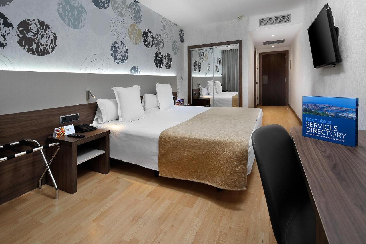 Hotel Hcc Montblanc Barcellona Esterno foto