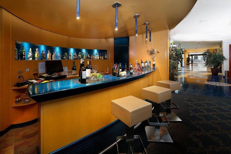 Hotel Hcc Montblanc Barcellona Esterno foto