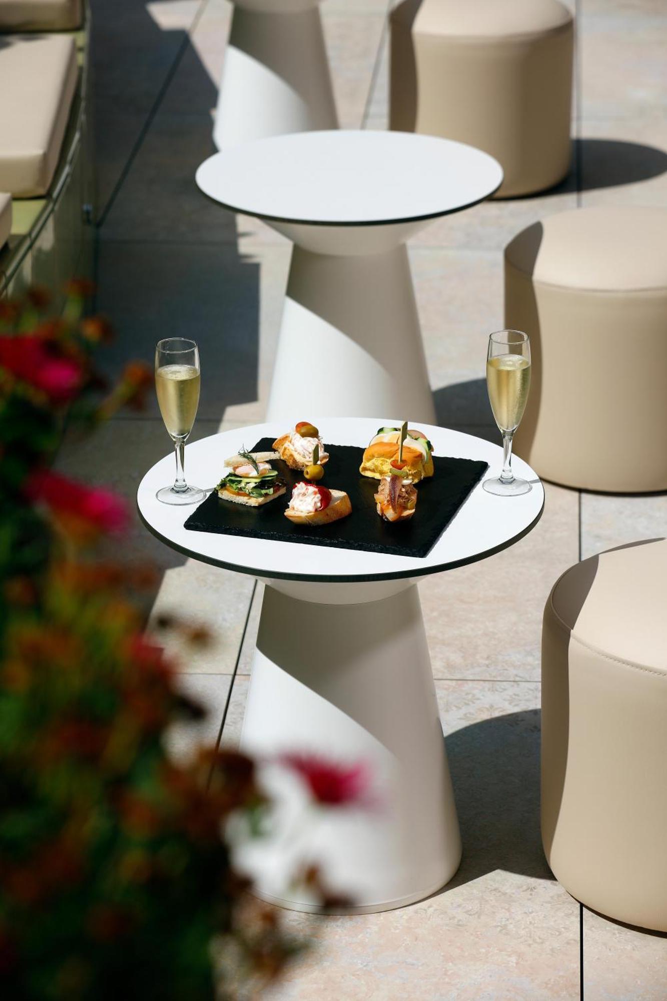 Hotel Hcc Montblanc Barcellona Esterno foto