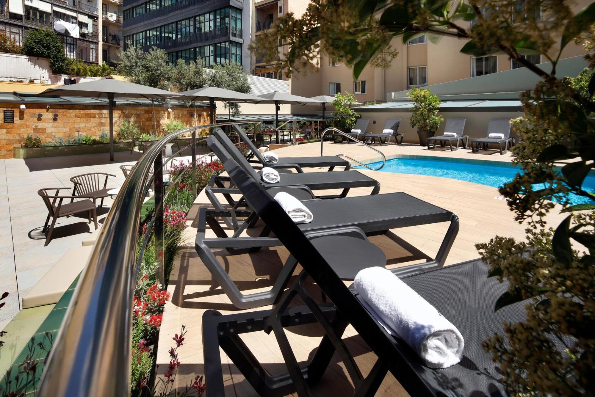 Hotel Hcc Montblanc Barcellona Esterno foto