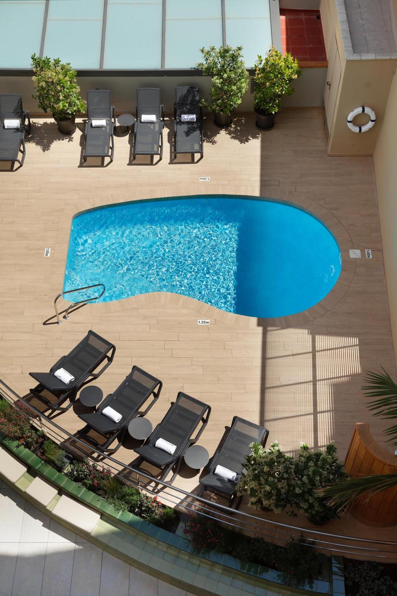 Hotel Hcc Montblanc Barcellona Esterno foto